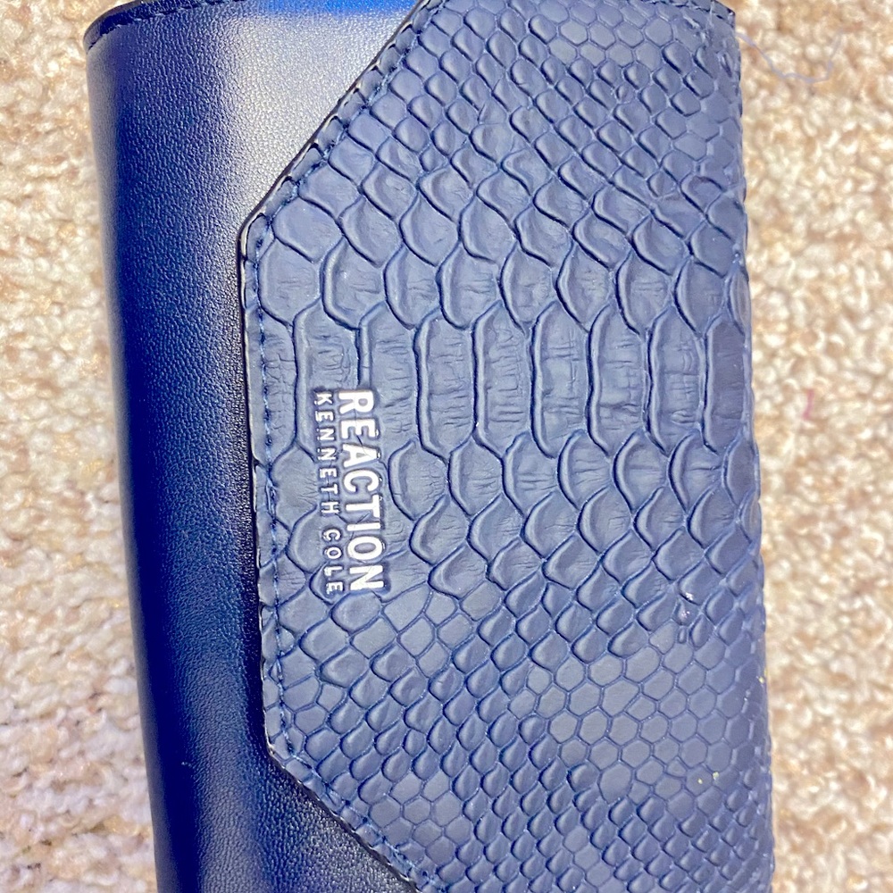 Kenneth Cole wallet